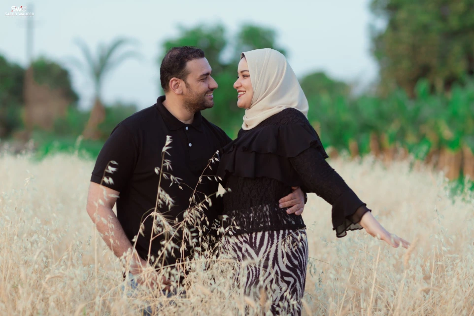 ملابس سيشن الخطوبة